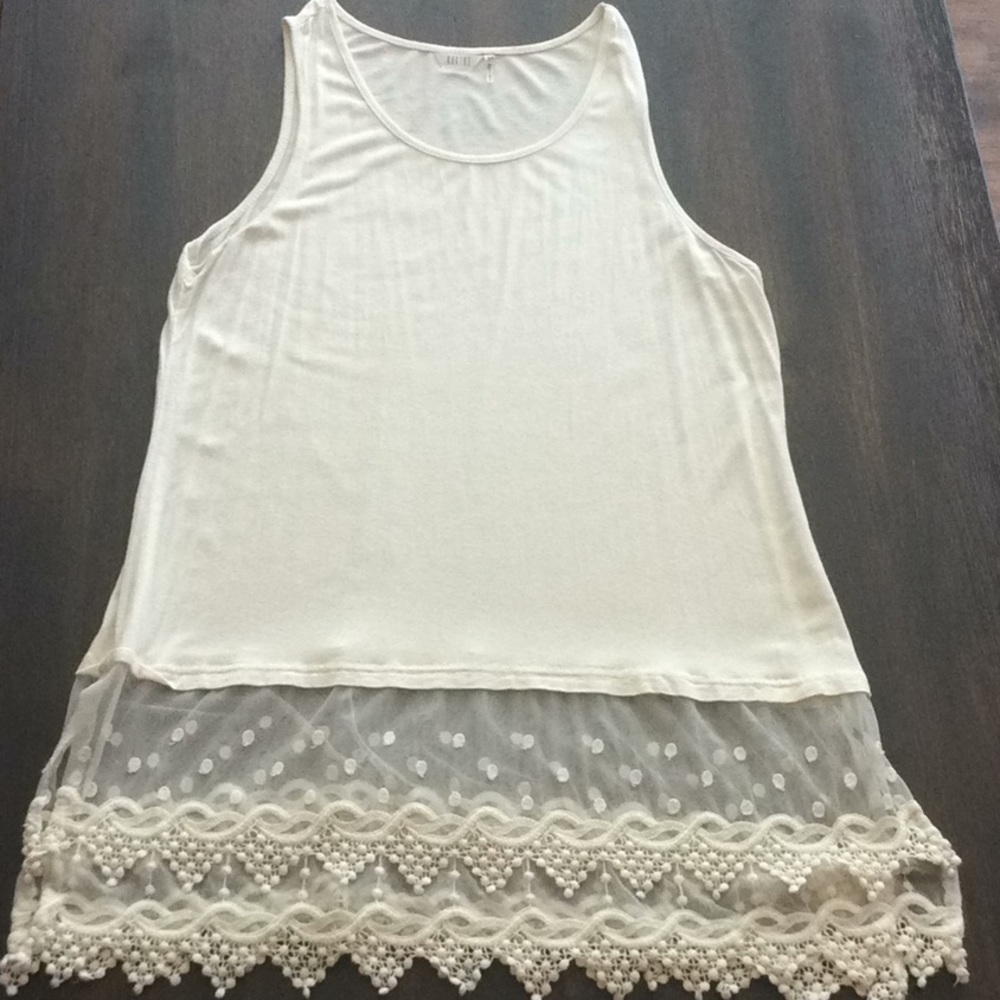Women’s tank top